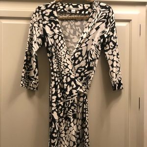 Classic -Diane von Furstenberg wrap dress